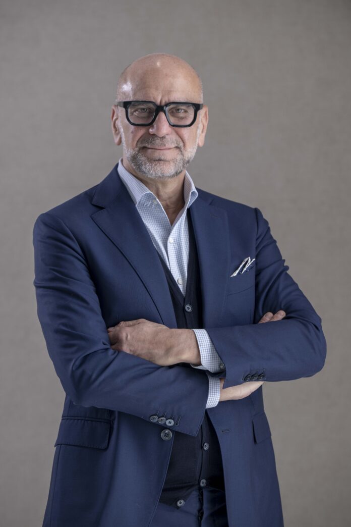 Roberto Mancone, CEO, du Pay